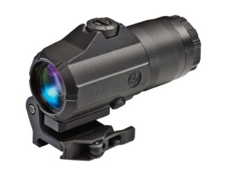 SIG Sauer Juliet4 4x24mm Magnifier with Quick-Release Powercam Mount, Black